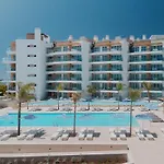 Dom Pedro Residences アパートホテル 4*