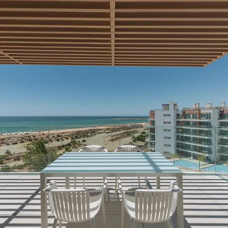 Dom Pedro Residences アパートホテル 4*