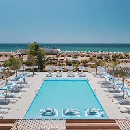Aparthotel Dom Pedro Residences *