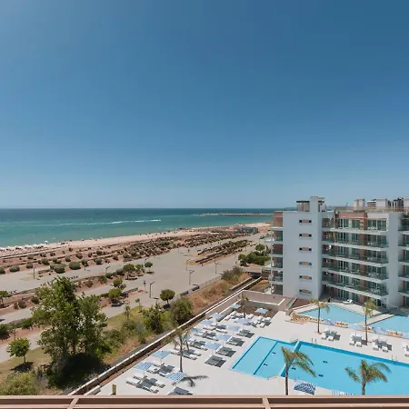 Dom Pedro Residences *