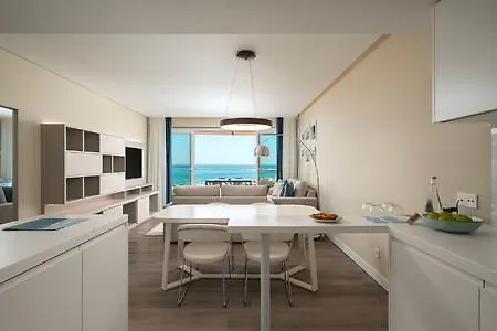 Dom Pedro Residences شقة فندقية