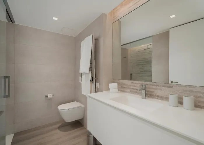 Dom Pedro Residences 4* فيلامورا