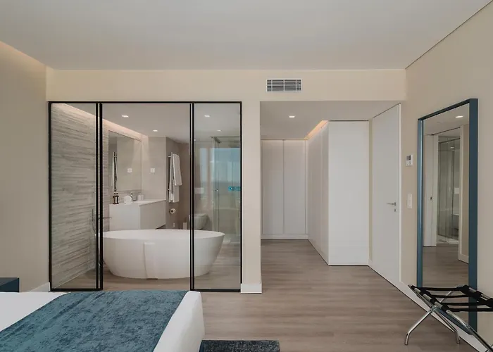 Dom Pedro Residences 4*