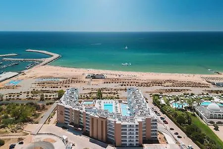Dom Pedro Residences 4* 빌라모라